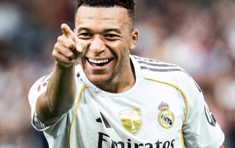 皇马冲14冠！姆巴佩飞行4500公里空降决赛：9战巴萨12球