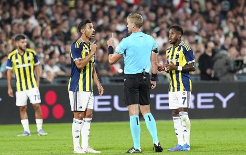 欧冠：费内巴切主场强势，费耶诺德晋级堪忧？费内巴切VS费耶诺德