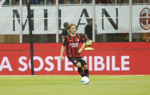 一日意甲动态：莫德里奇助力米兰取得首胜，国米或将引入卢克曼