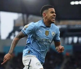 被瓜迪奥拉指着鼻子骂,西甲过人王在英超彻底迷失,两年进一球离队倒计时