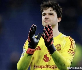 持续闪耀！2100万欧新门神撑起曼联半边天，铁拳砸碎球队门线危机