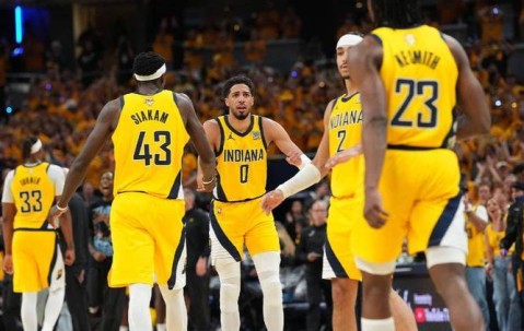 多特蒙德击败拜仁，终结德甲垄断