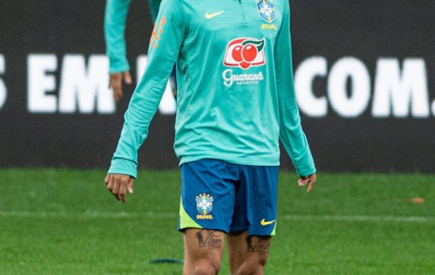 6250万英镑！曼联官宣库尼亚加盟，阿莫林重建计划正式启动