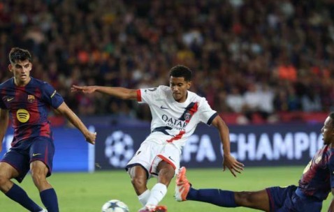 补时的90分钟，巴萨1-2被巴黎绝杀！5万球迷哑言无声